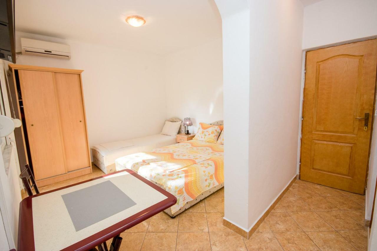 Apartments Duskic Utjeha Εξωτερικό φωτογραφία