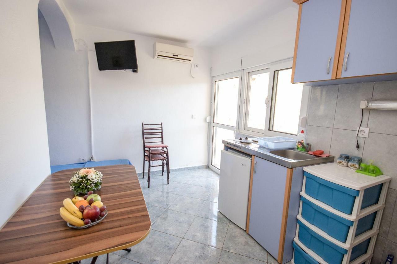 Apartments Duskic Utjeha Εξωτερικό φωτογραφία