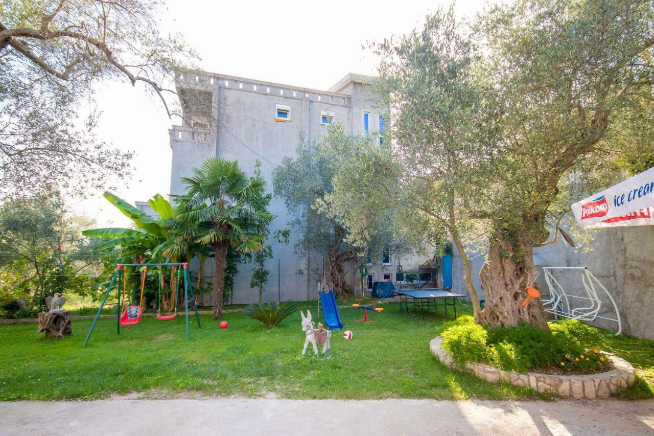 Apartments Duskic Utjeha Εξωτερικό φωτογραφία