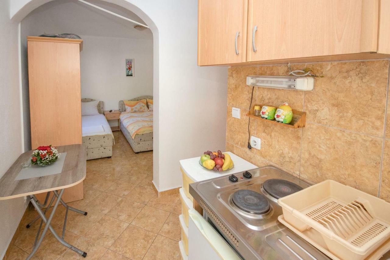 Apartments Duskic Utjeha Εξωτερικό φωτογραφία