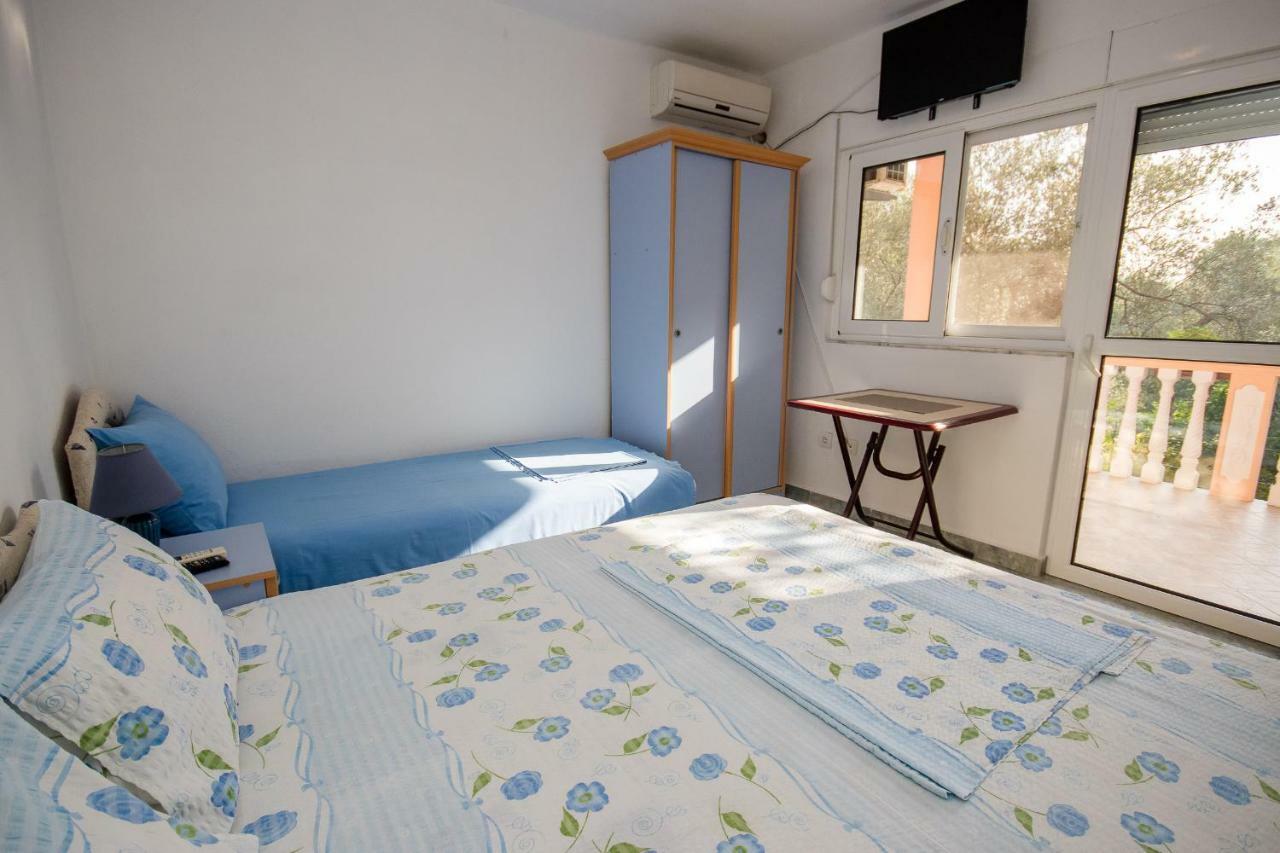 Apartments Duskic Utjeha Εξωτερικό φωτογραφία