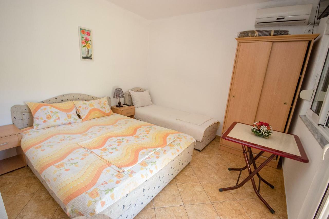 Apartments Duskic Utjeha Εξωτερικό φωτογραφία