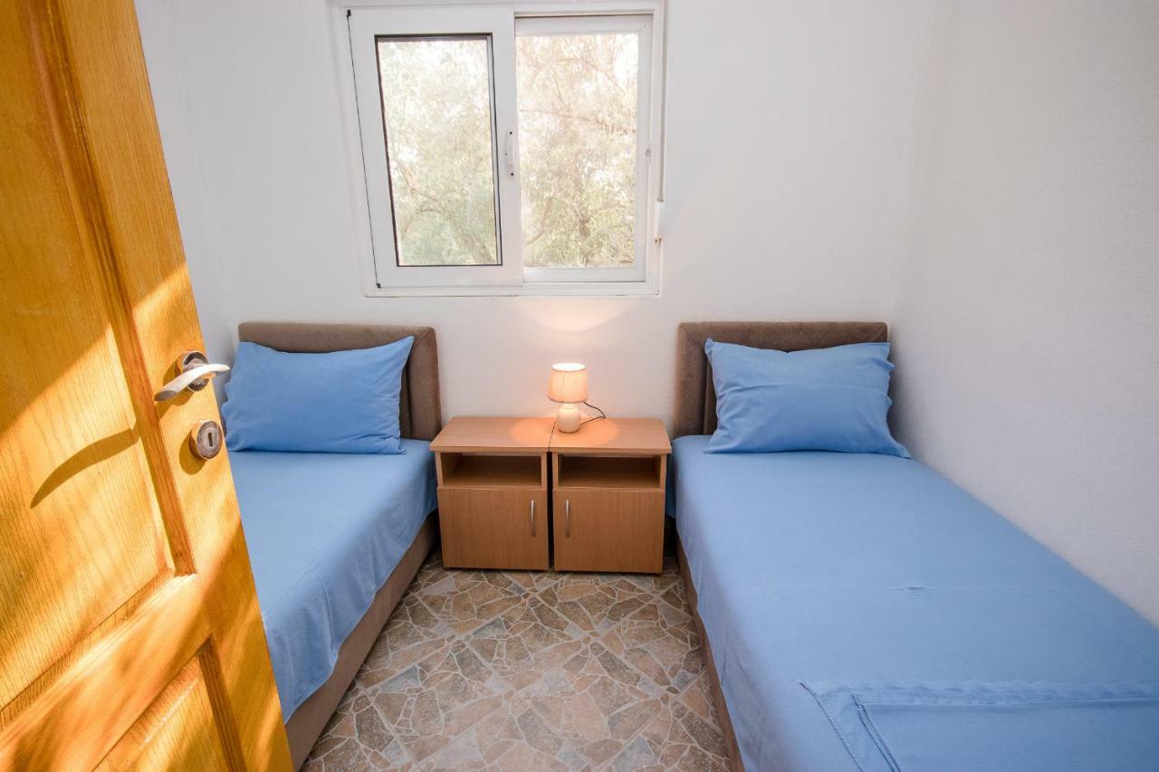 Apartments Duskic Utjeha Εξωτερικό φωτογραφία