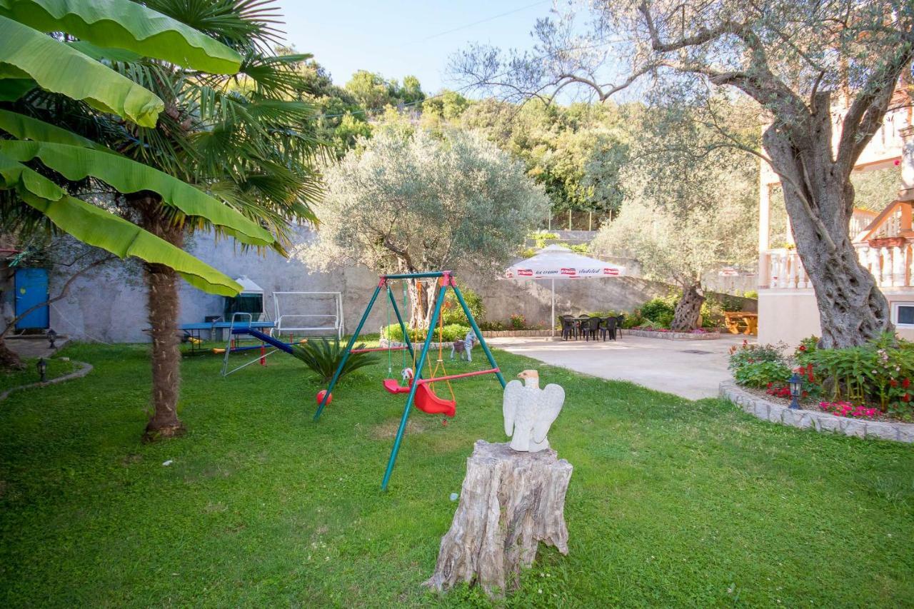 Apartments Duskic Utjeha Εξωτερικό φωτογραφία