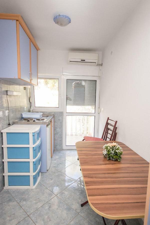 Apartments Duskic Utjeha Εξωτερικό φωτογραφία